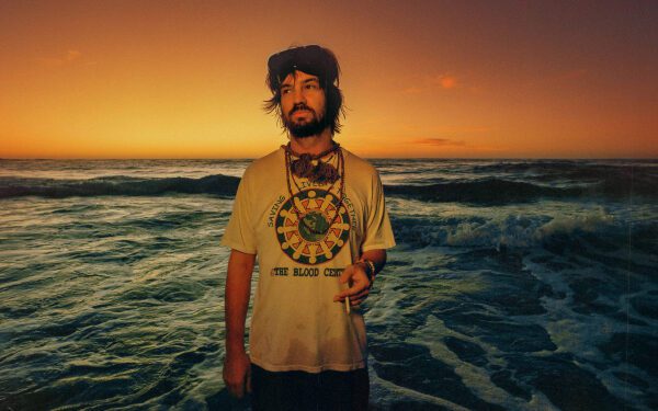 Tame Impala возрождает «Синдром заката» на выставке Barclays в честь Хэллоуина