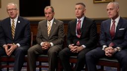 Ботаны наконец-то попадут в плей-офф студенческого футбола.