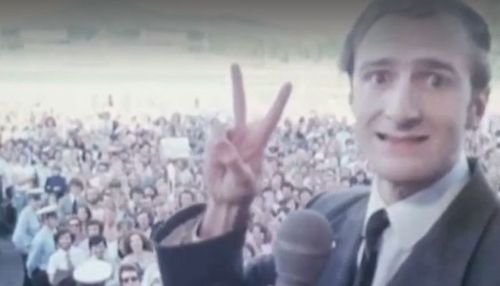 Этот день в истории — 11 ноября: самая неожиданная фигура появляется во время самого серьёзного политического кризиса в Австралии