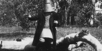 Этот день в истории — 30 ноября: самый популярный жанр кино в Австралии запрещён