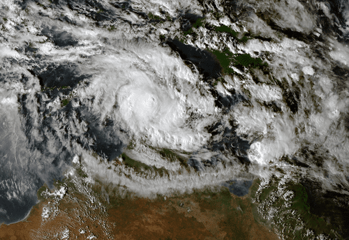 Тропический циклон Фина вызвал мини-волну тепла в нескольких штатах