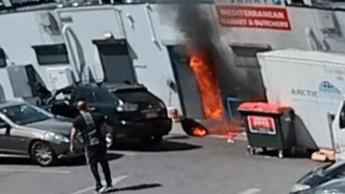 Два ареста за дерзкий поджог супермаркета Два ареста за дерзкий поджог супермаркета