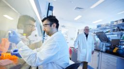 Почему некоторые люди теряют волосы, принимая GLP-1