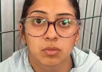 Женщина осуждена за убийство австралийских братьев-серферов