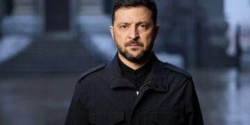 Зеленский заявил, что Украина стоит перед сложным выбором и рискует потерять поддержку Америки из-за мирного плана США