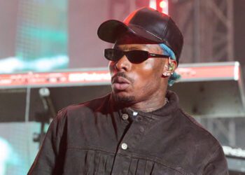 Звезда афробита Асаке «опустошен» из-за гибели фаната в давке во время концерта в Найроби: «Виновные должны быть привлечены к ответственности».