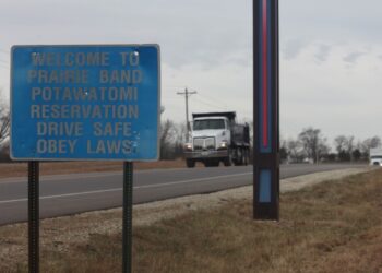 Пока Трамп критикует Европу за миграцию, большинство лидеров ужесточают свою позицию. Испания является исключением. Пока Трамп критикует Европу за миграцию, большинство лидеров ужесточают свою позицию. Испания является исключением.