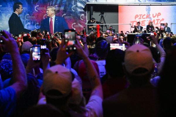 На ежегодном собрании организации Turning Point молодые консерваторы беспокоятся о будущем.