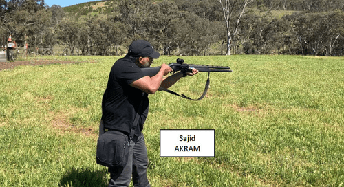 Согласно судебным документам, боевики из Бонди якобы бросали бомбы в толпу во время нападения.