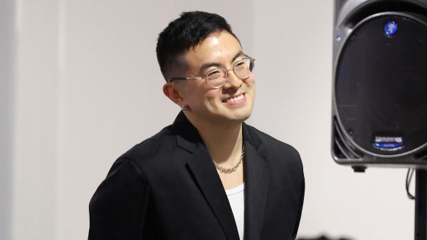 Боуэн Янг покидает шоу «Saturday Night Live».