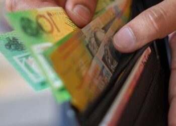 Более миллиона австралийцев получат дополнительную финансовую помощь всего за несколько недель