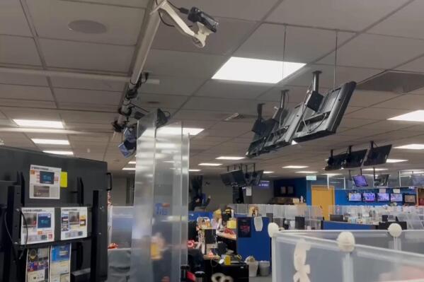 Китайские военные проводят учения вокруг Тайваня, чтобы предупредить «внешние силы» на фоне напряженности между США и Японией.