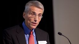 Главный специалист FDA по лекарственным препаратам собирается уйти в отставку через несколько недель после вступления в новую должность