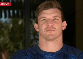 Бывшая звезда NRL Джош Макгуайр обвиняется в удушении ребенка