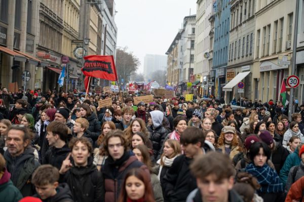 Немецкие законодатели одобрили план привлечения большего количества новобранцев в связи с попытками Европы противостоять России