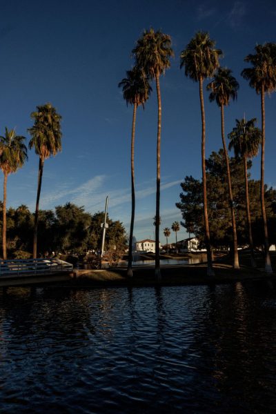 Как стремление Трампа к развитию искусственного интеллекта, цены на энергоносители и недовольные соседи сталкиваются в пустыне Аризоны.