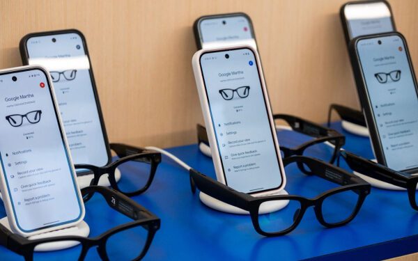 Я попробовал прототип умных очков от Google, и они почти заставили меня забыть о телефоне. Я попробовал прототип умных очков от Google, и они почти заставили меня забыть о телефоне.