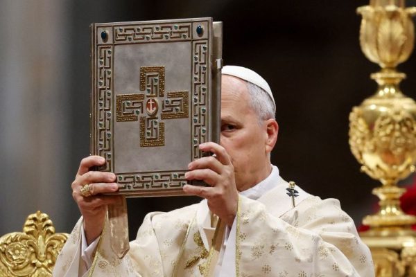 В своем первом рождественском послании Папа Лев осудил палестинцев в Газе, вынужденных укрываться в палатках от «дождя, ветра и холода».