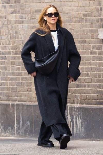 Дженнифер Лоуренс переосмысливает образ «крутой девчонки» для нового поколения