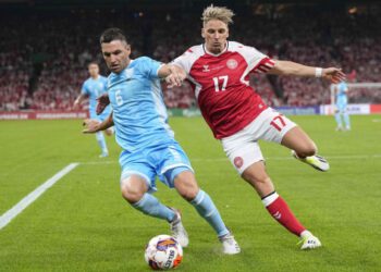 «Мы — Сан-Марино, нам всегда приходится страдать»: каково это — играть за самую низкоранговую национальную футбольную команду в мире. «Мы — Сан-Марино, нам всегда приходится страдать»: каково это — играть за самую низкоранговую национальную футбольную команду в мире.