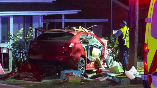 В результате аварии на главной дороге Сиднея погиб один человек, двое получили серьёзные травмы