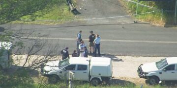 На северо-востоке Нового Южного Уэльса началась охота на человека, погибшего от огнестрельного ранения и получившего два ранения.