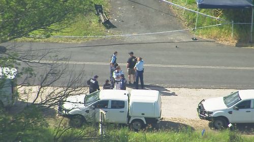 На северо-востоке Нового Южного Уэльса началась охота на человека, погибшего от огнестрельного ранения и получившего два ранения. На северо-востоке Нового Южного Уэльса началась охота на человека, погибшего от огнестрельного ранения и получившего два ранения.