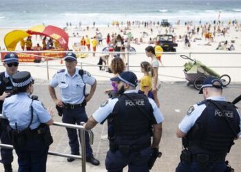 На новогодних вечеринках в Сиднее полиция будет использовать оружие, «которого вы раньше не видели».