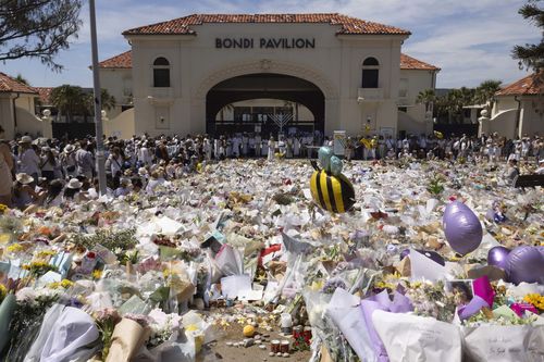 Премьер-министр отклонил просьбу семей жертв стрельбы в Бонди о создании королевской комиссии.