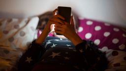 Смартфоны могут представлять опасность для ваших детей