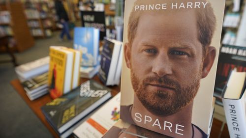 Жительница Сиднея заработала целое состояние на написании книг, о которых ей никогда не разрешают говорить.