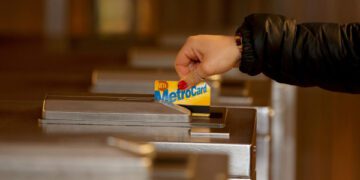 Конец пути: легендарная нью-йоркская карта MetroCard скоро перестанет работать.