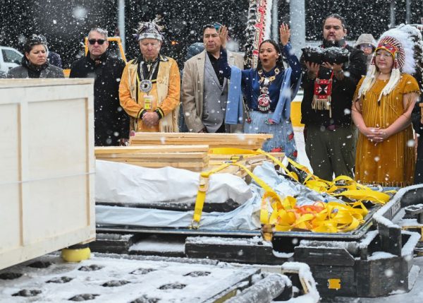 Ватикан возвращает священные артефакты, хранившиеся на протяжении столетия, их владельцам из числа коренных народов