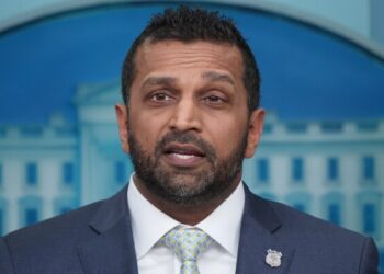 Администрация Трампа заявляет о замораживании финансирования детских садов в Миннесоте после серии мошеннических схем.