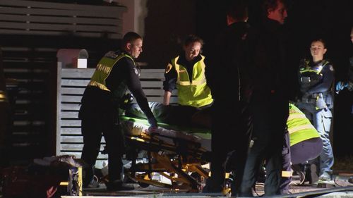 Двое мужчин получили травмы после того, как угнанный автомобиль врезался в столб линии электропередачи после остановки сотрудниками полиции.