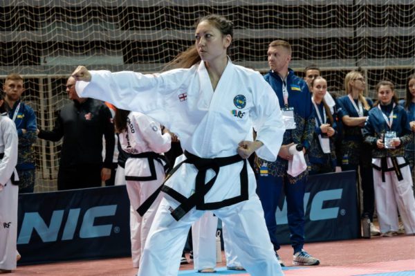 Каково это — соревноваться и завоевывать медали на чемпионате мира по тхэквондо, будучи журналистом?