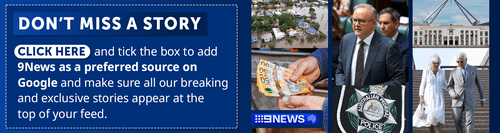 После поездки на автобусе на пляж трое детей исчезают навсегда.