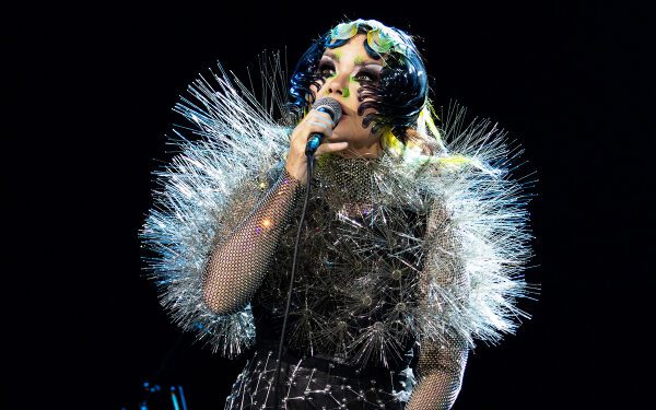 Бьорк выразила поддержку жителям Грина на фоне очередных угроз Трампа об аннексии: «Я переполнена сочувствием».