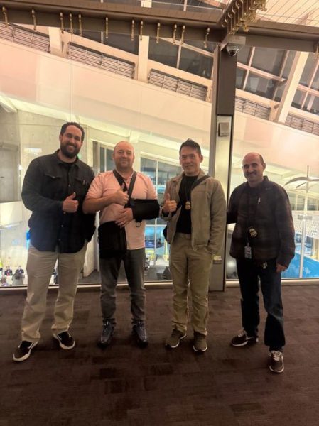 Герой Бонди прибыл в США для лечения.