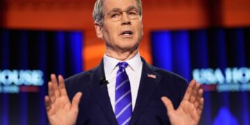 Дания и Гренландия заявляют, что суверенитет не подлежит обсуждению после отмены Трампом тарифов.