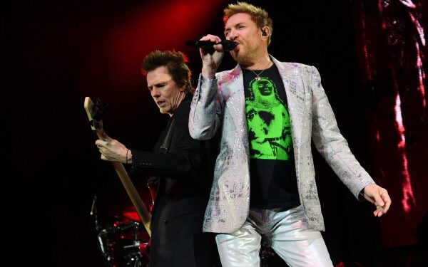 Группа Duran Duran отдала дань памяти Рене Гуд после смертельной стрельбы со стороны иммиграционной службы в Миннесоте.