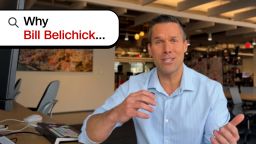 Болельщики и спортивные деятели высказывают свое мнение по поводу сообщений о том, что Билл Беличик не был включен в Зал славы профессионального футбола.