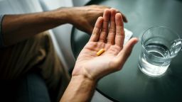 Первыми на CNN сообщили: неинвазивные методы лечения депрессии с помощью воздействия на мозг оказались эффективными.