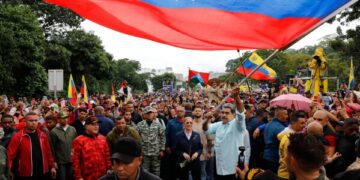 Как кокаин и коррупция привели к предъявлению обвинений Мадуро