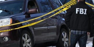 Сотрудник иммиграционной и таможенной службы застрелил водителя в Миннеаполисе — это стало смертельным началом последней иммиграционной операции Трампа.