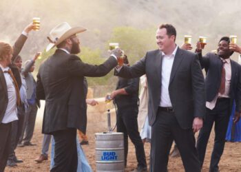 Подробности о новой рекламе Bud Light от Post Malone для Суперкубка: «Я удивлен, что они продолжают приглашать меня снова и снова».