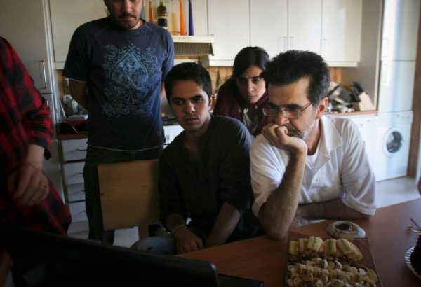 «На мой взгляд, этот режим пал»: режиссер Джафар Панахи о смертоносных протестах в Иране.