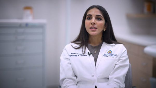 «Самое феминистское, что вы можете сделать для себя, — это не принимать противозачаточные средства»: меняющаяся политика в отношении противозачаточных таблеток.