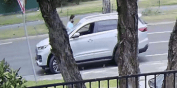 Водитель из Мельбурна может получить необратимую потерю зрения после ничем не спровоцированного нападения на автомойке.