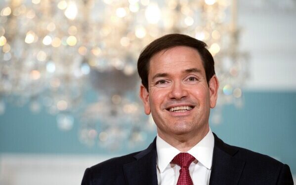 Президент Мексики заявила, что ее страна приостановила поставки нефти на Кубу. Президент Мексики заявила, что ее страна приостановила поставки нефти на Кубу.